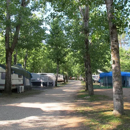Rural Llanos De Arance キャンプ場 *